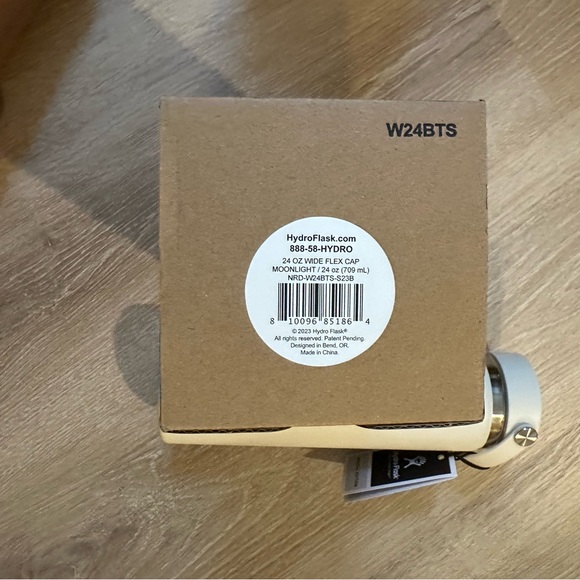 Hydro Flask Nordstrom Anniversary Sale 2023 24 oz. Bottle, Moonlight - Picture 6 of 6